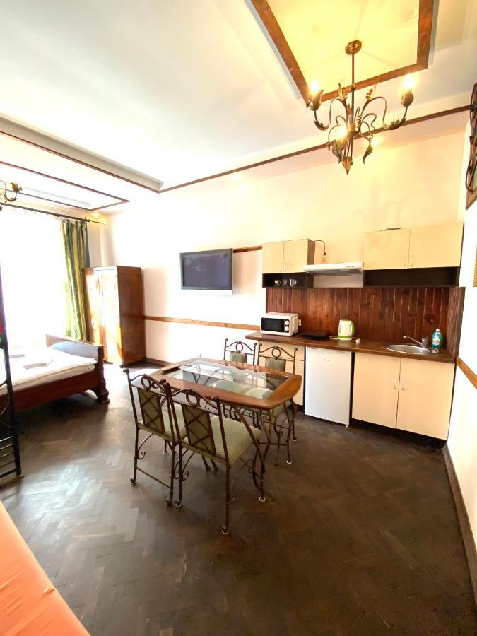 Квартира На Вулиці Лесі Українки 19 Lvov Exteriér fotografie